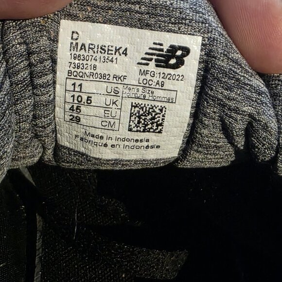 Mens Size 11 D- New Balance Fresh Foam Arishi V4 WIDE Athletic Running Shoes - Picture 9 of 9